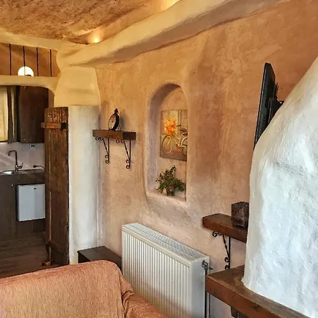 Anilia 4* Synikia Mesi Trikalon