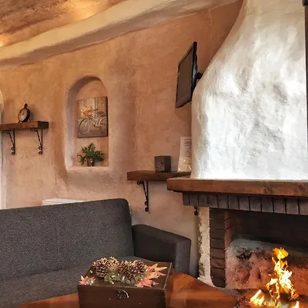 Anilia Guest house