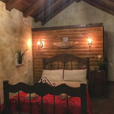 ανήλια 4* Μέση Συνοικία Τρικάλων