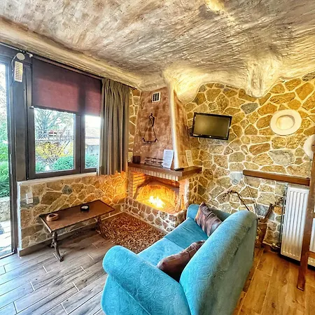 Anilia Synikia Mesi Trikalon