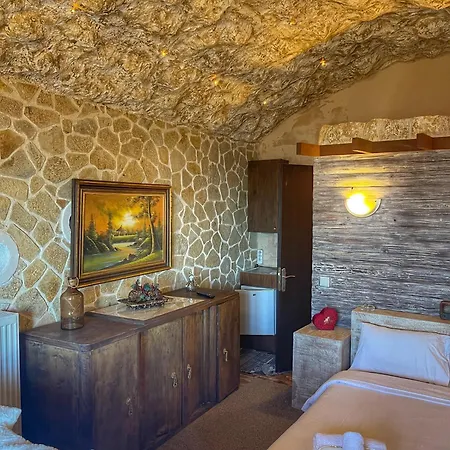 Anilia Guest house