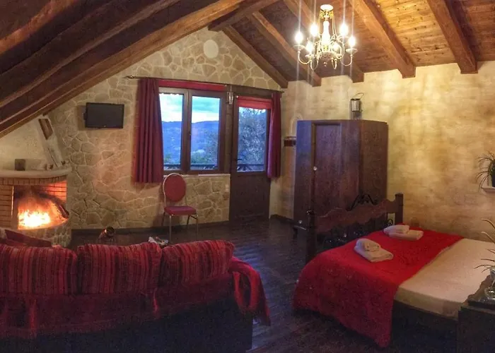 Anilia 4* Synikia Mesi Trikalon