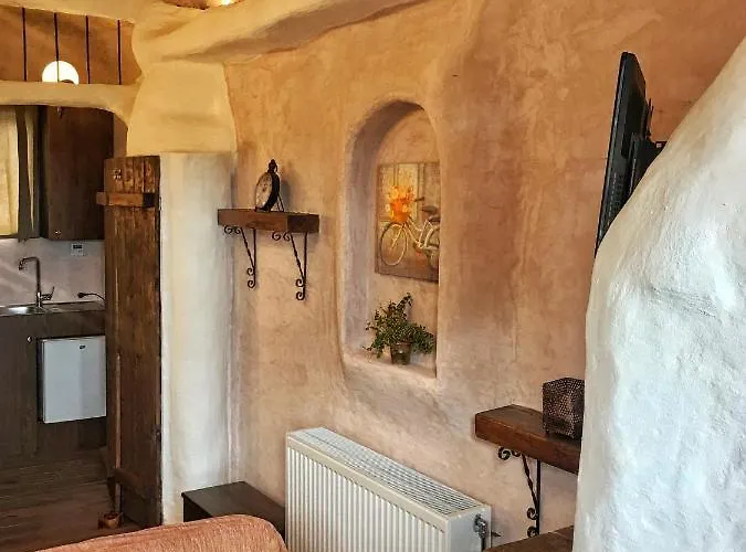 Anilia 4* Synikia Mesi Trikalon