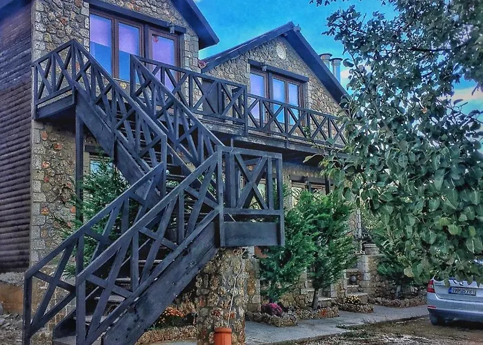 Anilia Affittacamere Synikia Mesi Trikalon