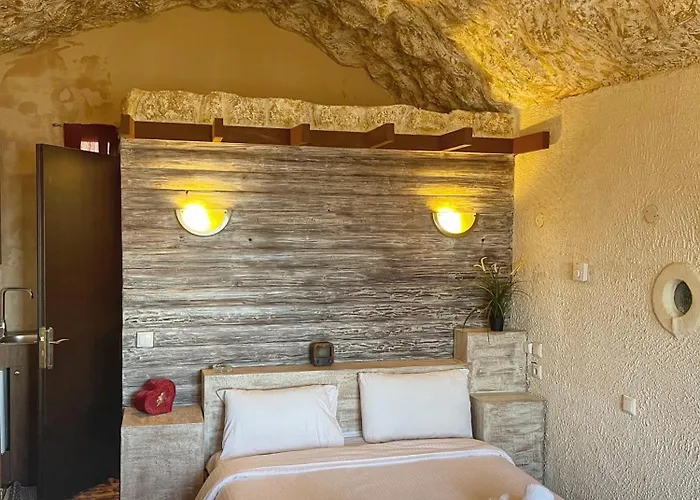 Anilia 4* Synikia Mesi Trikalon